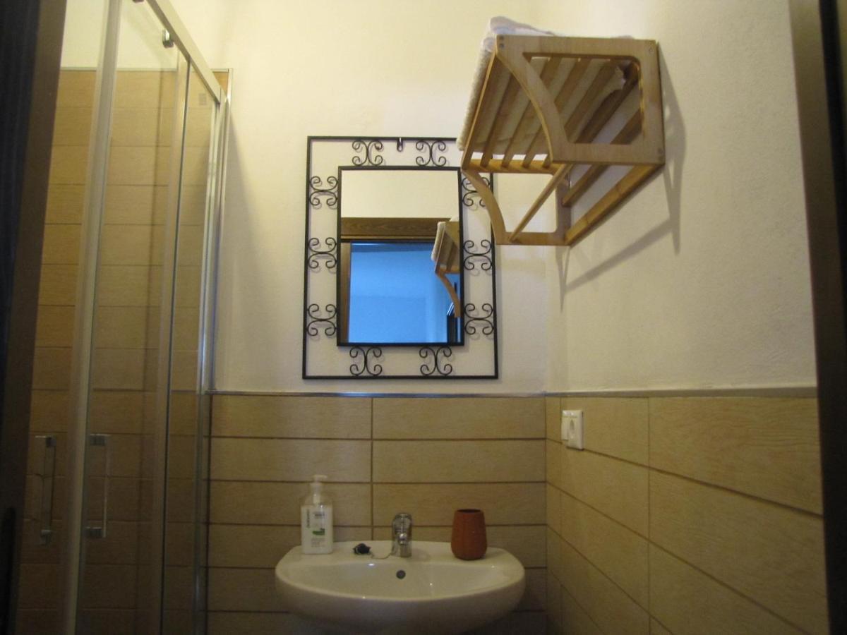 Casa Mis Mellizos Apartment La Iruela Ngoại thất bức ảnh